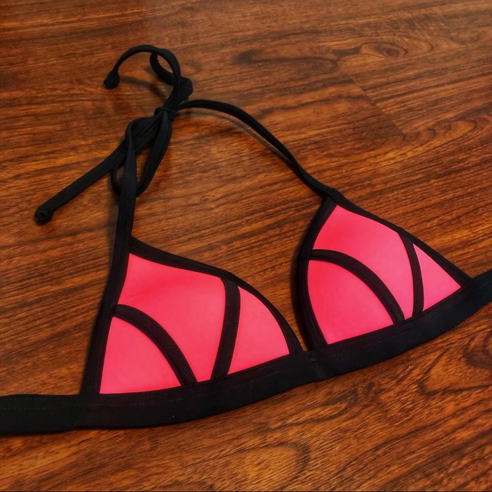 Victoria’s Secret PINK push up bikini top